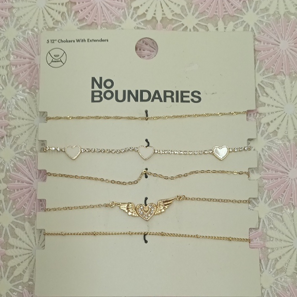 No Boundaries Gold Heart Wing Necklace Set
